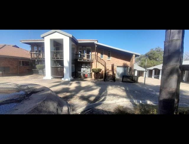 2 BEDROOM PROPERTY TO RENT IN MNANDI